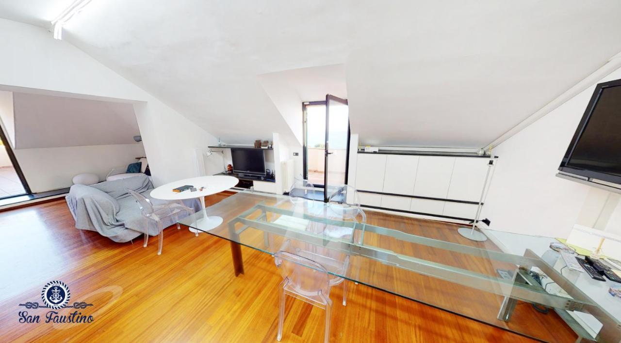 Attico San Faustino: Beachfront Villa with Panoramic Sea Views Rapallo Exterior photo