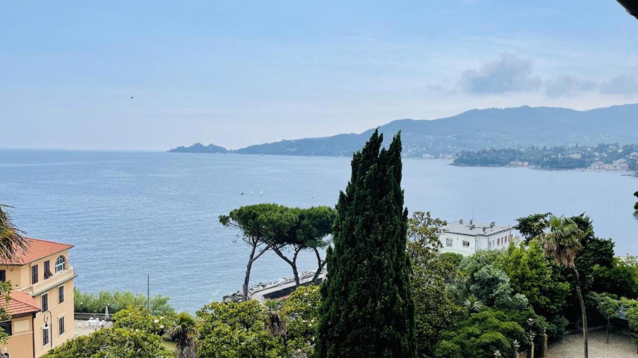 Attico San Faustino: Beachfront Villa with Panoramic Sea Views Rapallo Exterior photo